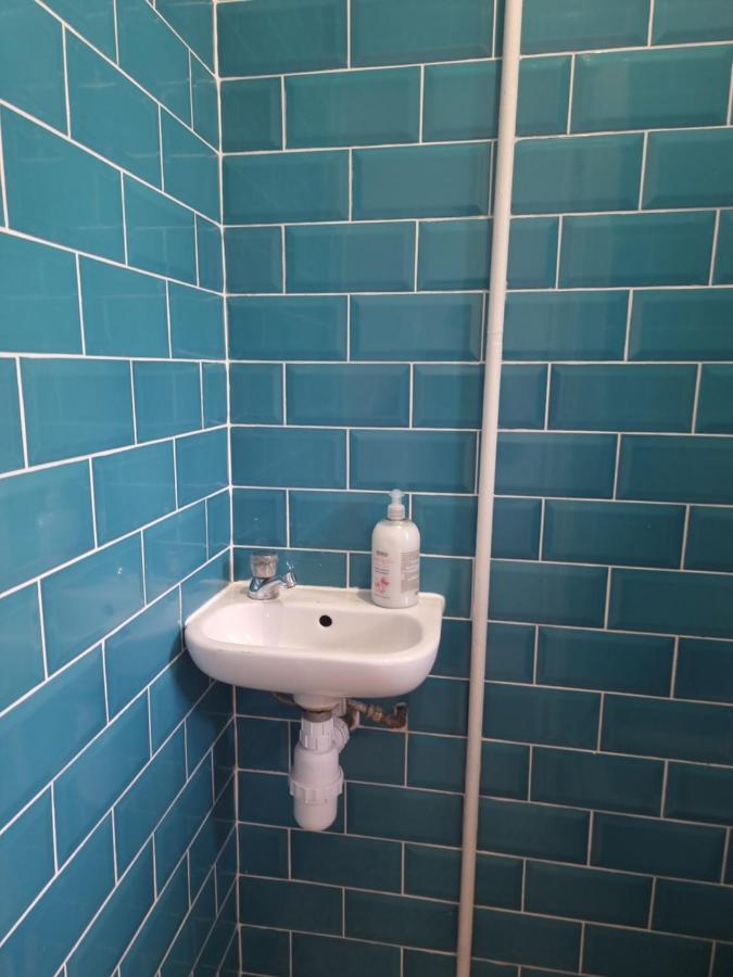 Beautiful 2 Bedroom Flat In Frampton Street Apartment London